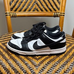 Nike Dunk Low Panda Women’s 8.5